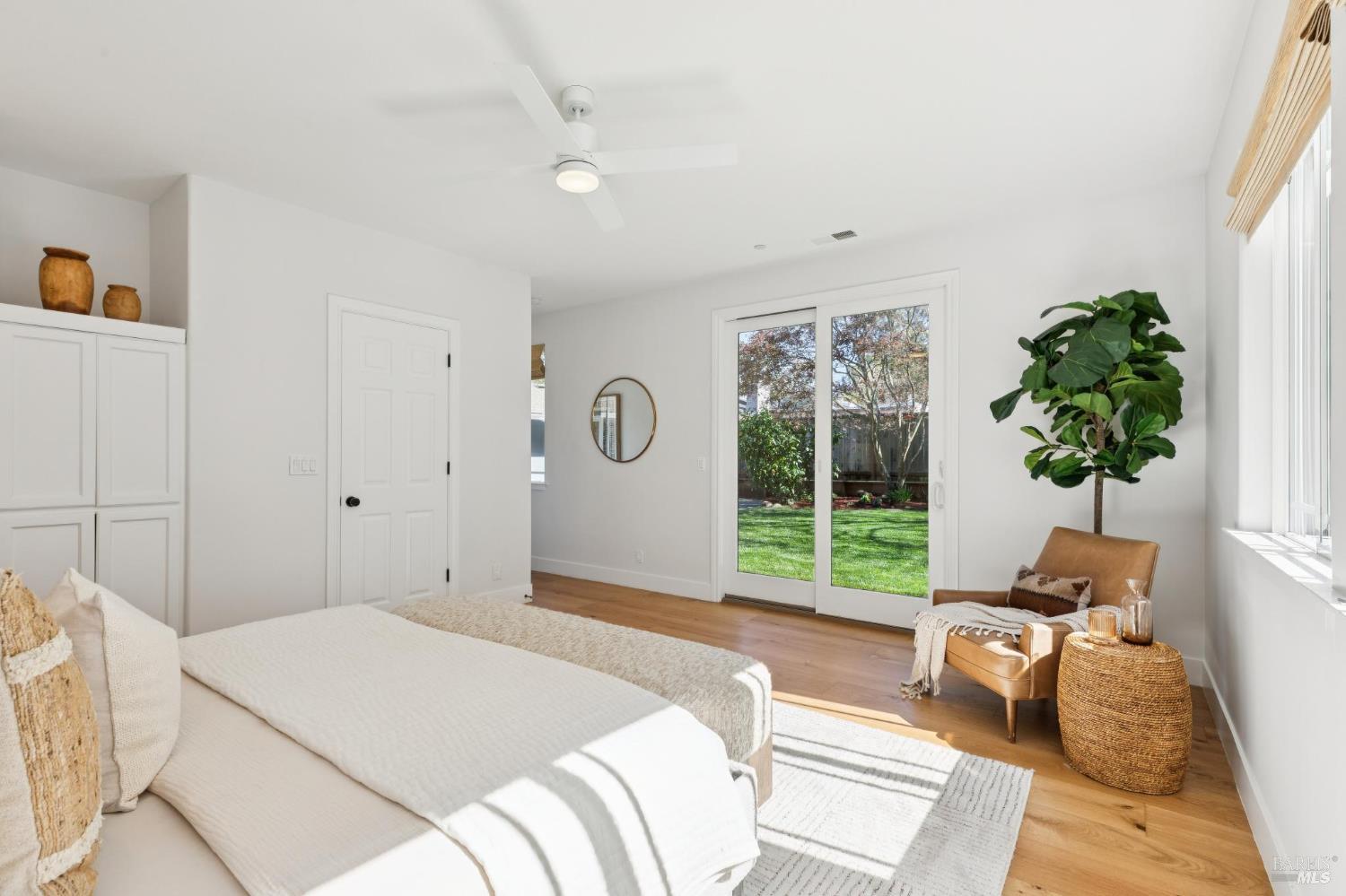 Detail Gallery Image 14 of 31 For 334 Karen Way, Tiburon,  CA 94920 - 4 Beds | 2 Baths