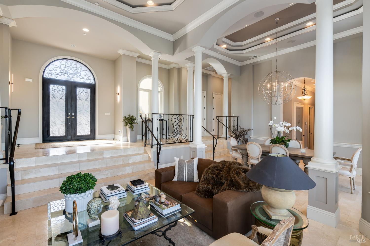 Detail Gallery Image 11 of 68 For 10 Canterbury Dr, Napa,  CA 94558 - 3 Beds | 3/1 Baths