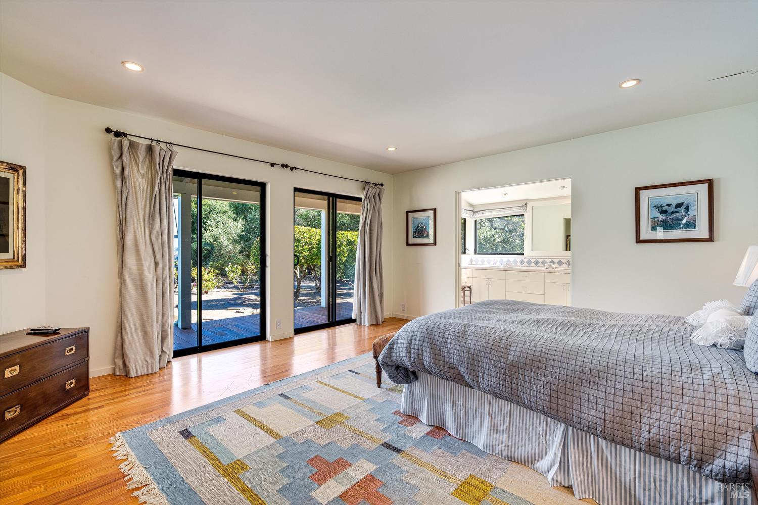 Detail Gallery Image 26 of 57 For 1740 Conn Valley Rd, Saint Helena,  CA 94574 - 3 Beds | 3/1 Baths