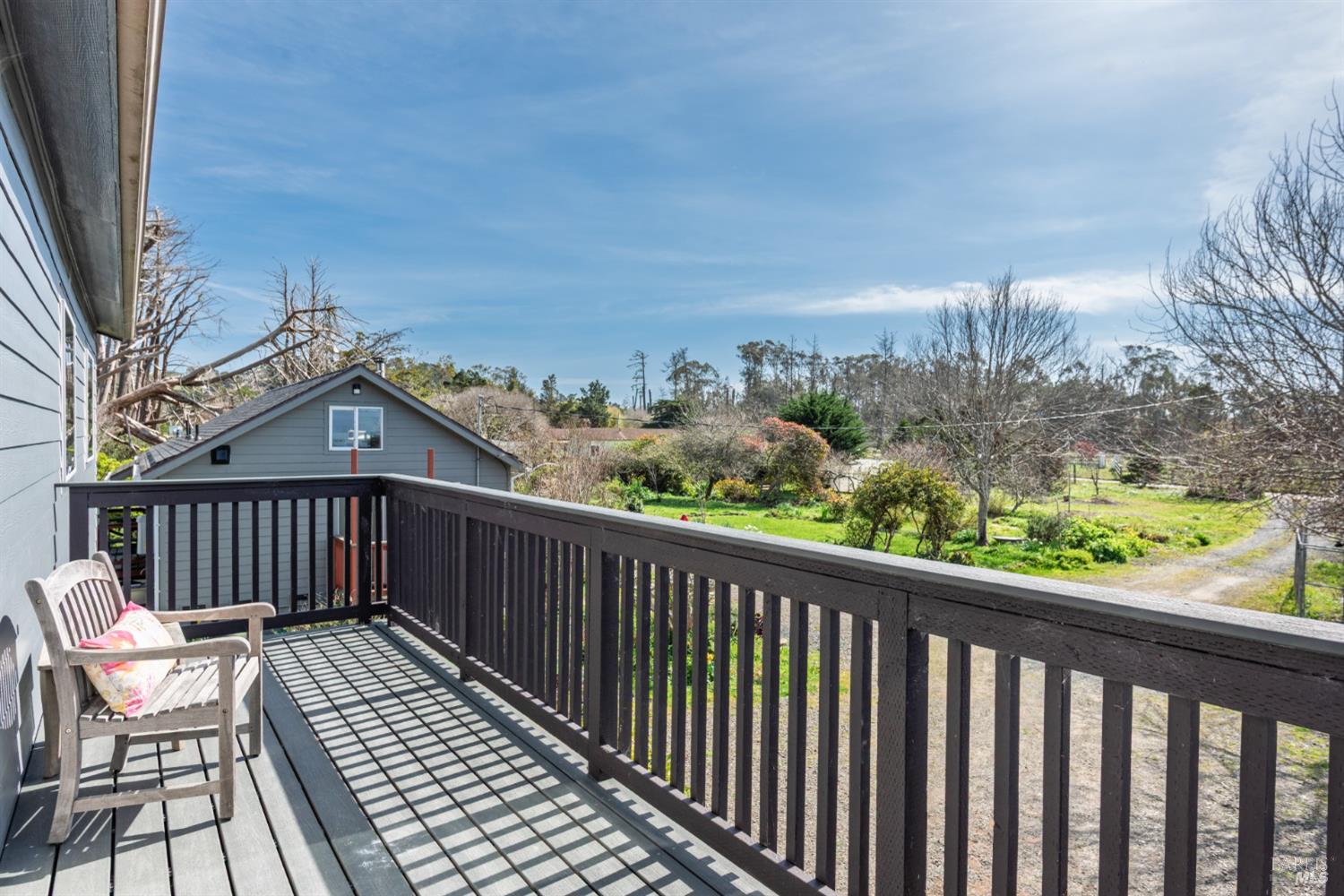 Detail Gallery Image 4 of 40 For 44120 Biaggi Rd, Manchester,  CA 95459 - 2 Beds | 2/1 Baths