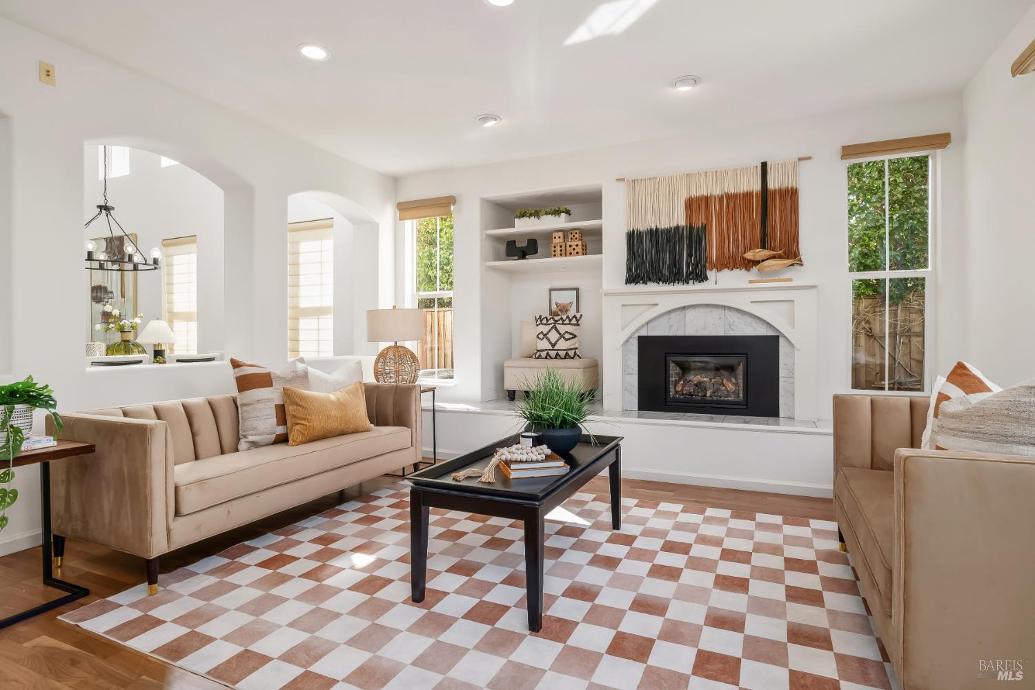 Detail Gallery Image 8 of 26 For 62 Richardson Rd, Novato,  CA 94949 - 5 Beds | 3 Baths