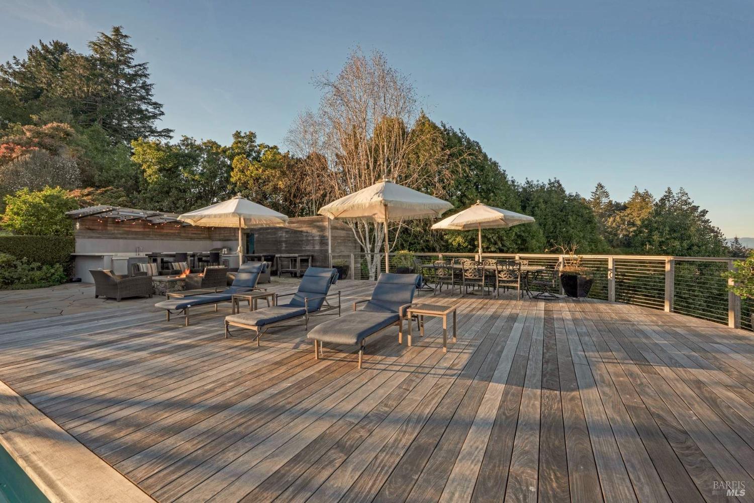 Detail Gallery Image 41 of 46 For 11799 Barnett Valley Rd, Sebastopol,  CA 95472 - 3 Beds | 5/1 Baths