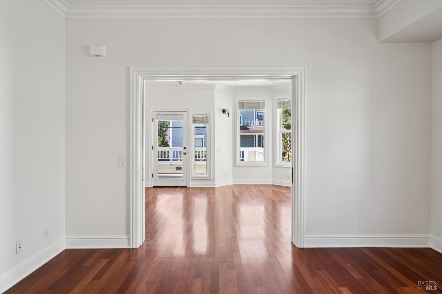 Detail Gallery Image 15 of 80 For 102 F St, San Rafael,  CA 94901 - – Beds | – Baths