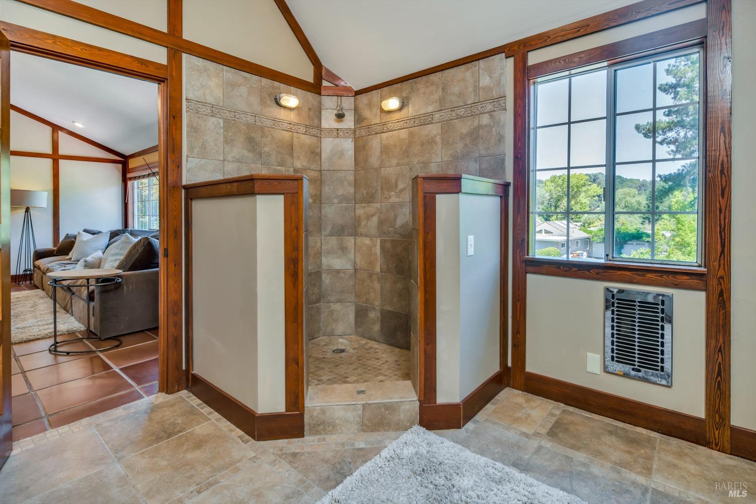 Detail Gallery Image 60 of 95 For 4038 E 3rd Ave, Napa,  CA 94558 - 4 Beds | 3 Baths