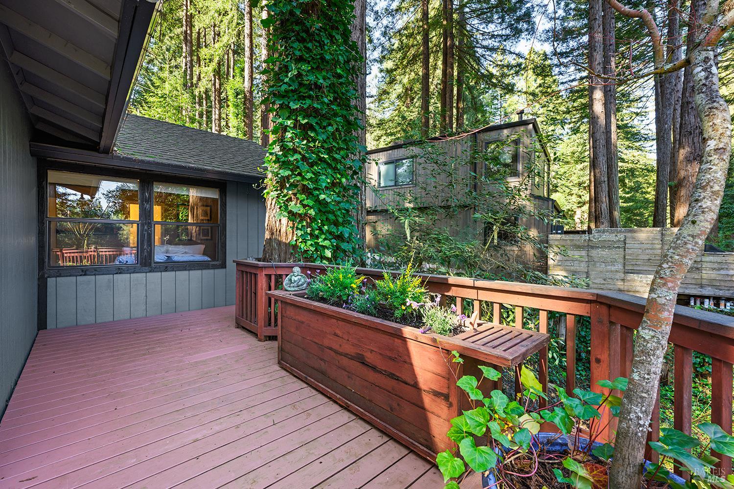 Detail Gallery Image 33 of 42 For 17450 Summit Ave, Guerneville,  CA 95446 - 3 Beds | 2 Baths