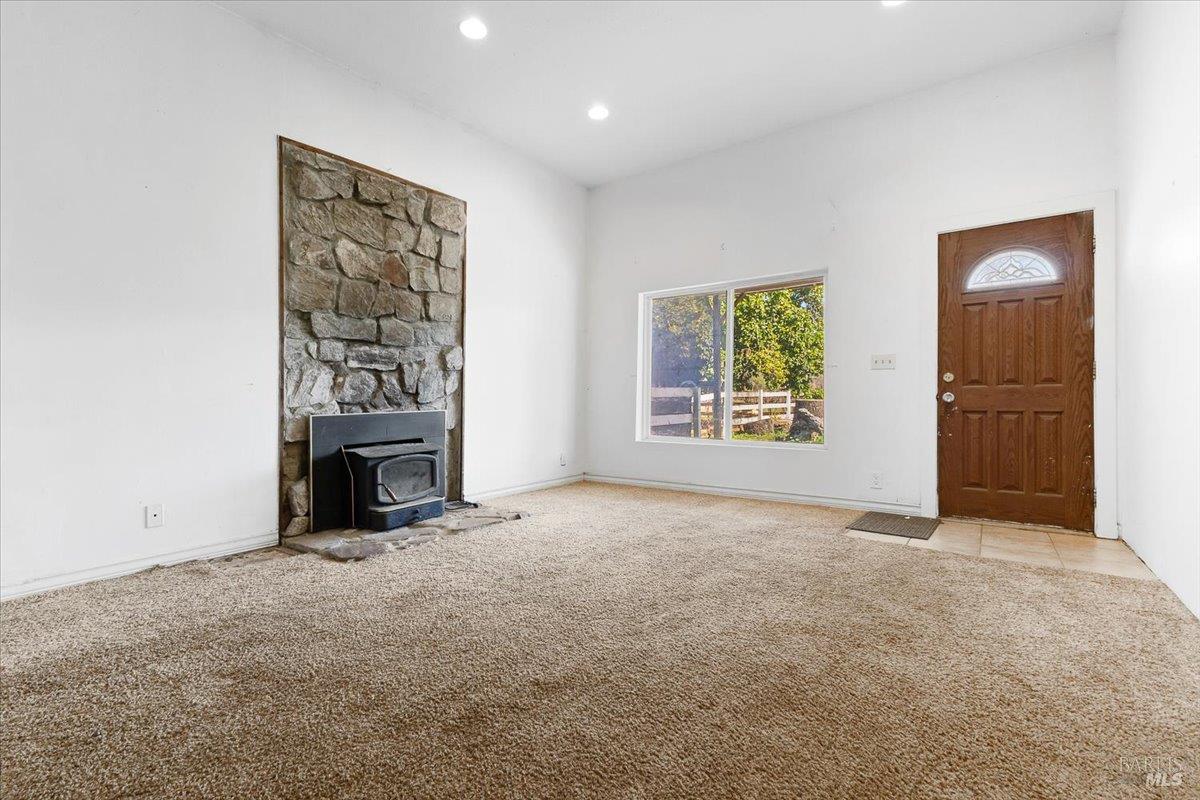 Detail Gallery Image 7 of 43 For 21399 River Ln, Geyserville,  CA 95441 - 2 Beds | 1 Baths