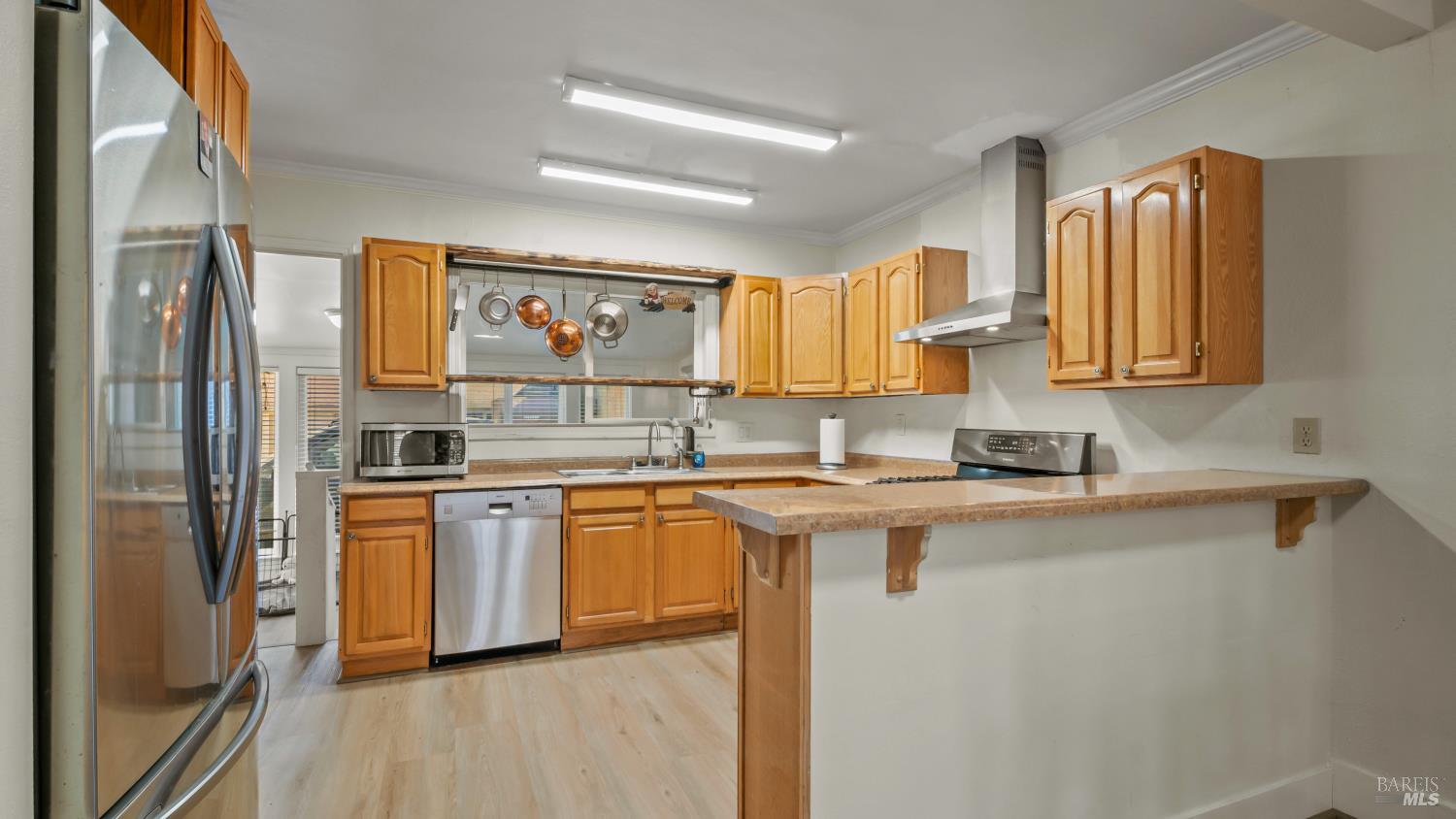 Detail Gallery Image 11 of 39 For 712 E Washington St, Petaluma,  CA 94952 - 2 Beds | 1 Baths