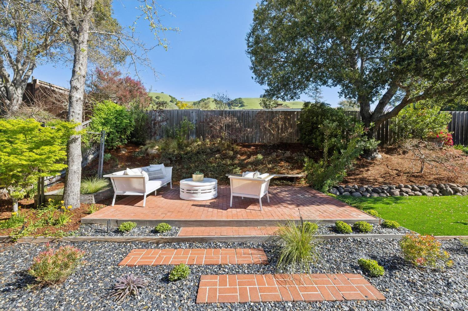Detail Gallery Image 34 of 58 For 1200 Idylberry Rd, San Rafael,  CA 94903 - 4 Beds | 2 Baths