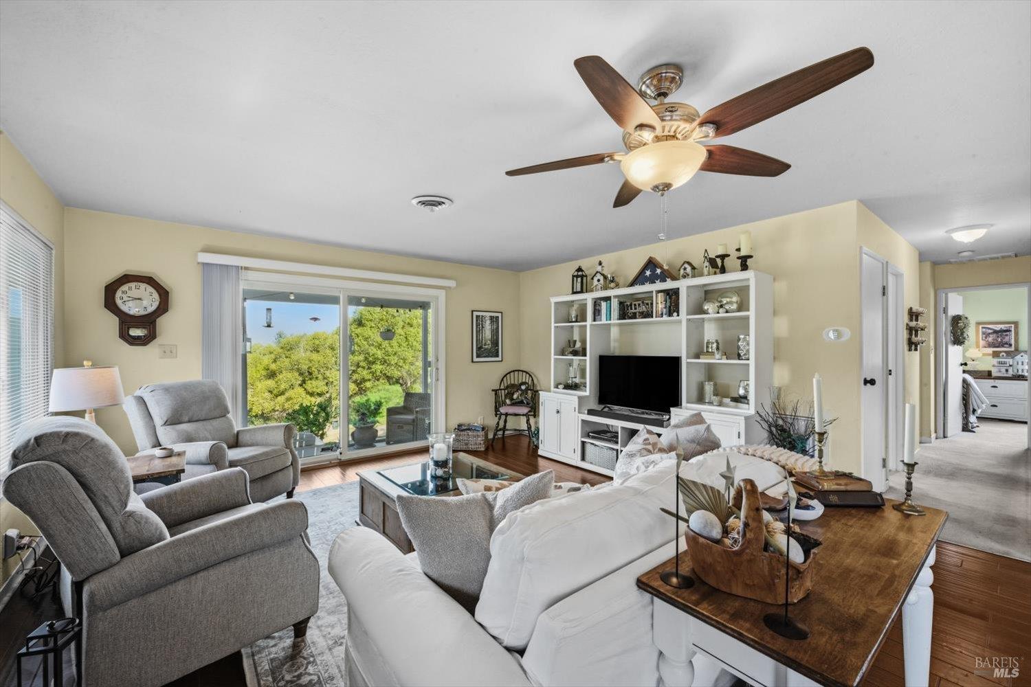 Detail Gallery Image 19 of 45 For 1380 Steele Canyon Rd, Napa,  CA 94558 - 2 Beds | 1/1 Baths