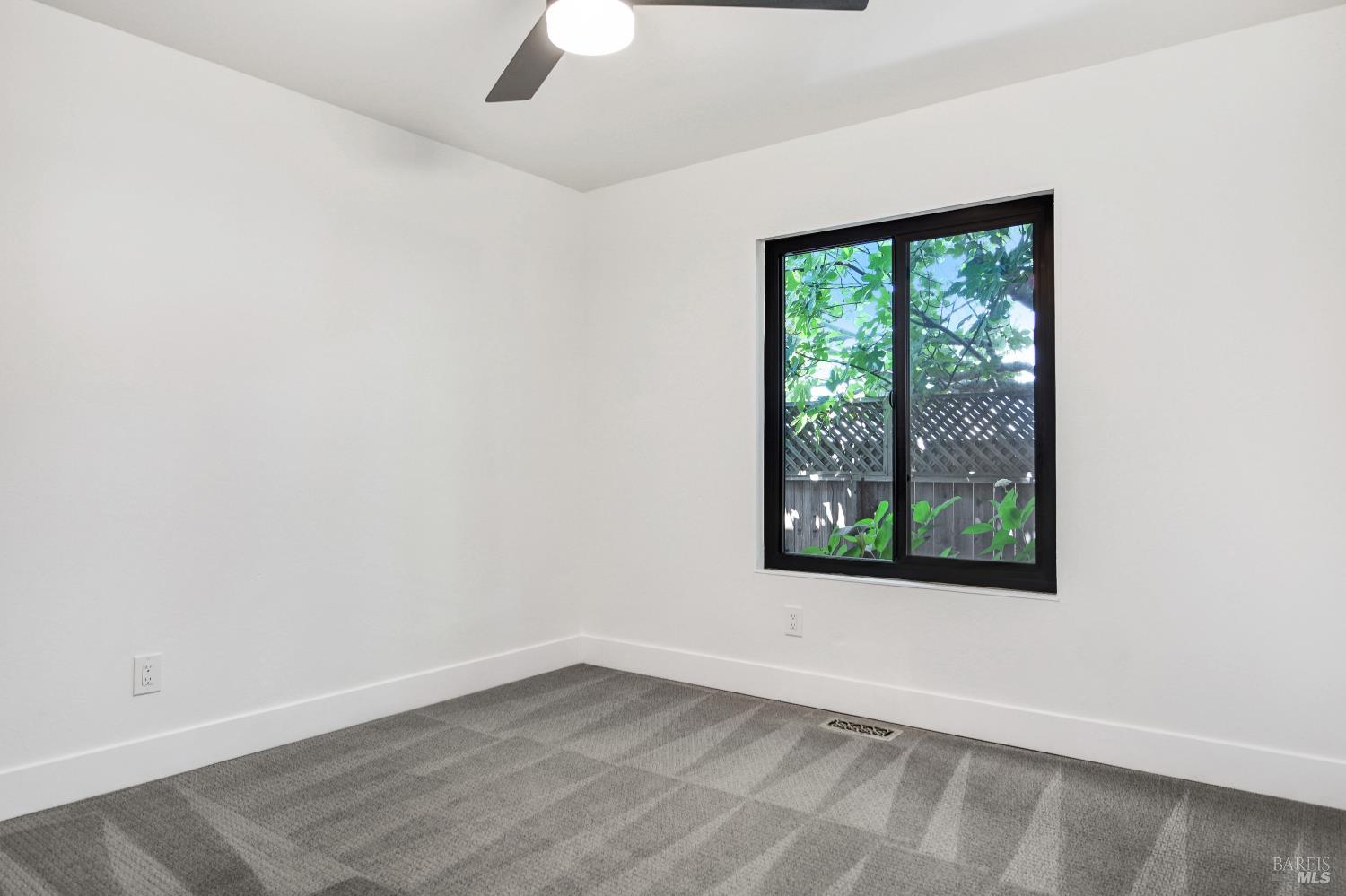 Detail Gallery Image 32 of 48 For 690 Hudson Ct, Sonoma,  CA 95476 - 4 Beds | 3 Baths