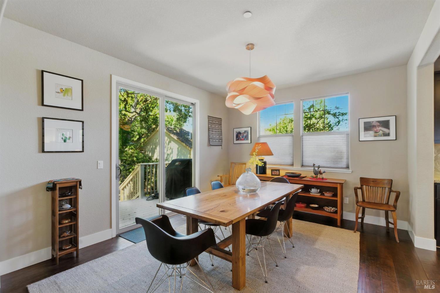 Detail Gallery Image 6 of 59 For 830 Litchfield Ave, Sebastopol,  CA 95472 - 4 Beds | 3 Baths