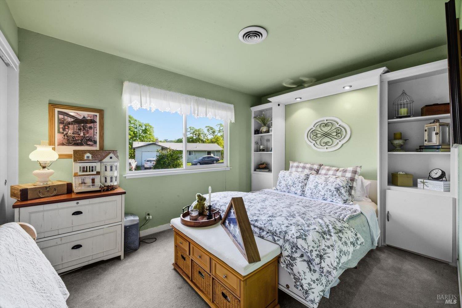 Detail Gallery Image 23 of 45 For 1380 Steele Canyon Rd, Napa,  CA 94558 - 2 Beds | 1/1 Baths