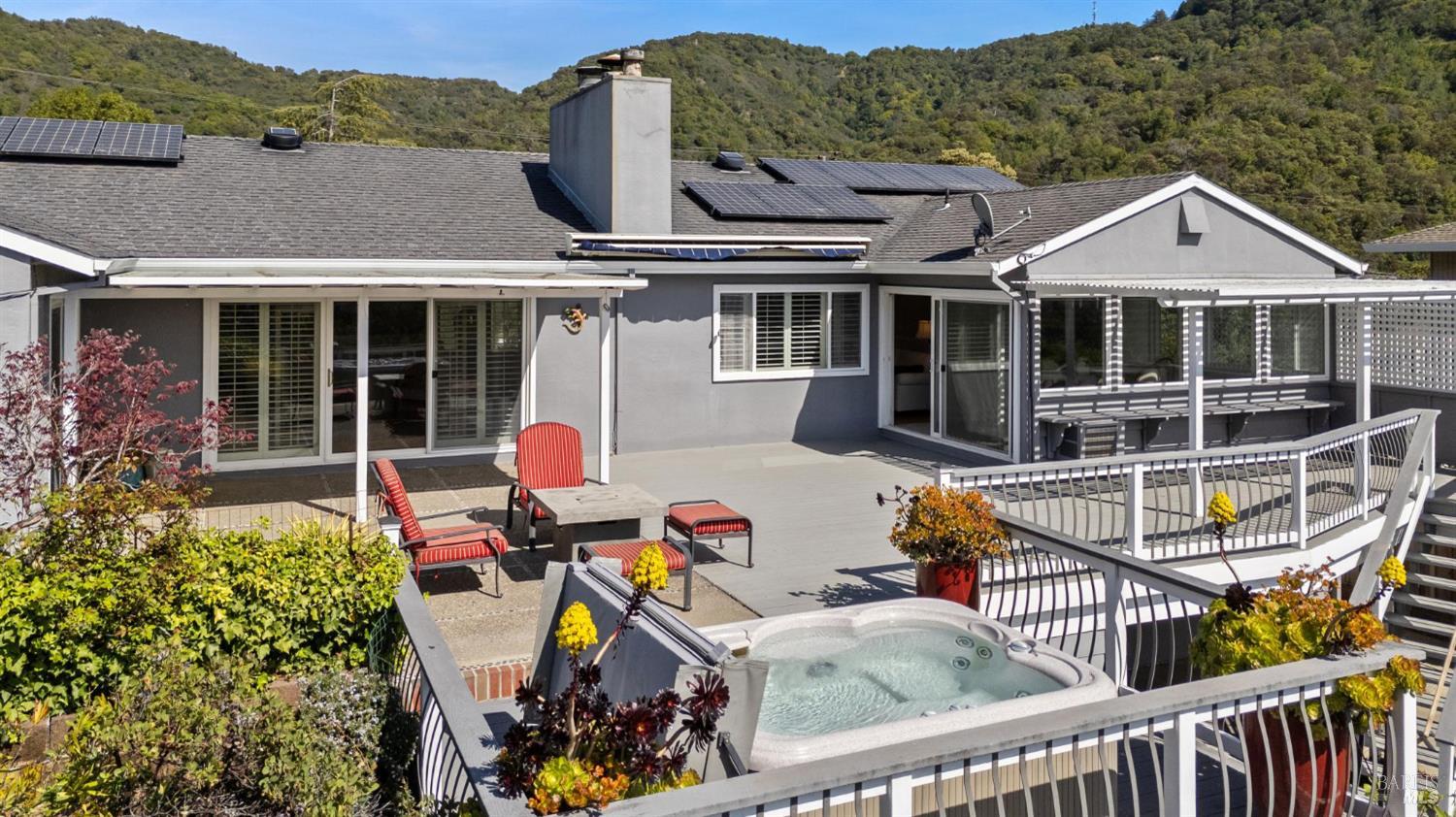 Detail Gallery Image 49 of 61 For 113 Convent Ct, San Rafael,  CA 94901 - 3 Beds | 2/2 Baths