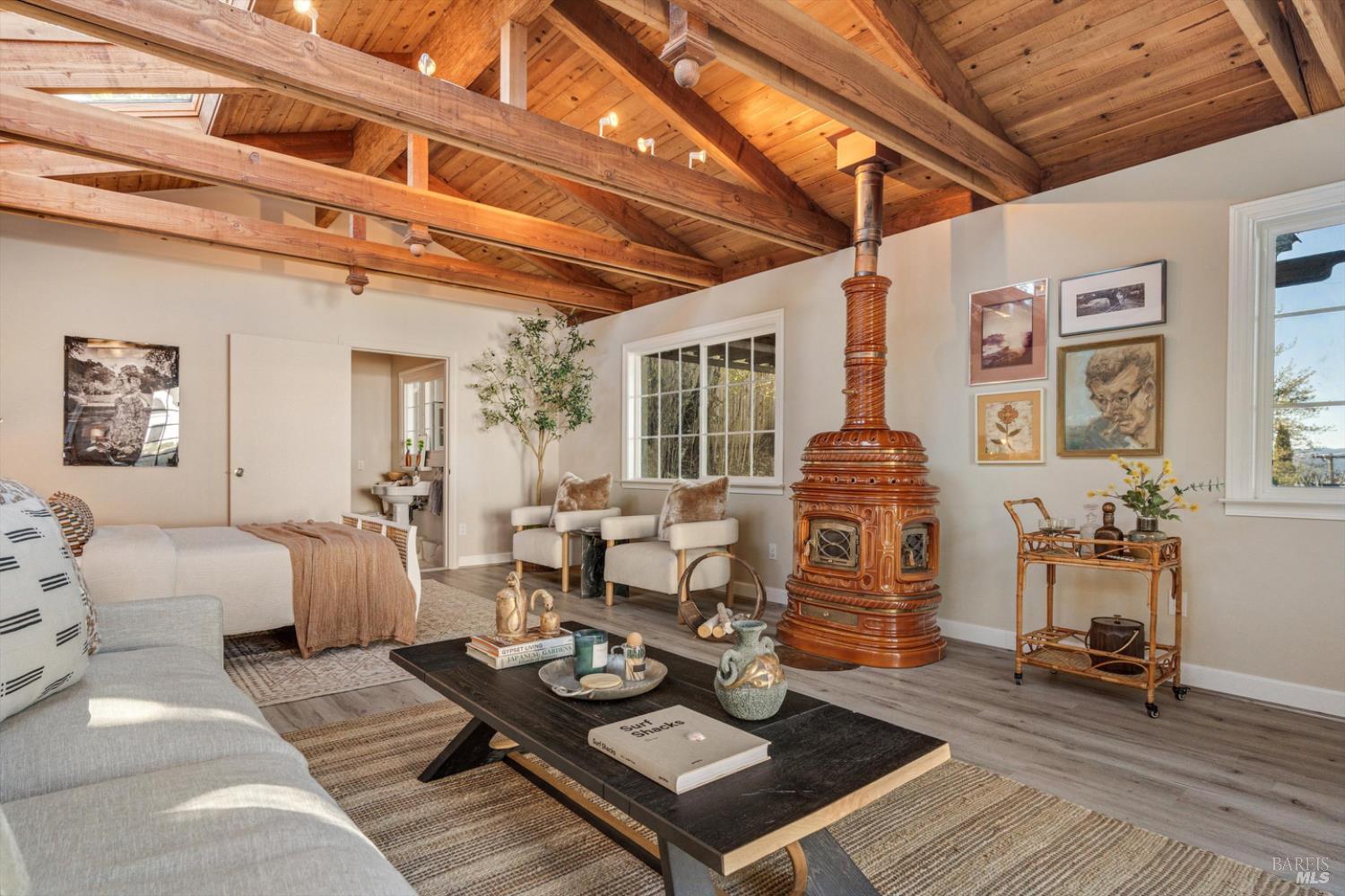 Detail Gallery Image 62 of 70 For 1236 N Fitch Mountain Rd, Healdsburg,  CA 95448 - 3 Beds | 2/1 Baths