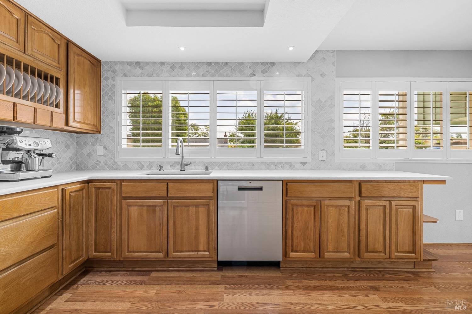 Detail Gallery Image 8 of 41 For 5328 Daniel Dr, Rohnert Park,  CA 94928 - 4 Beds | 3 Baths