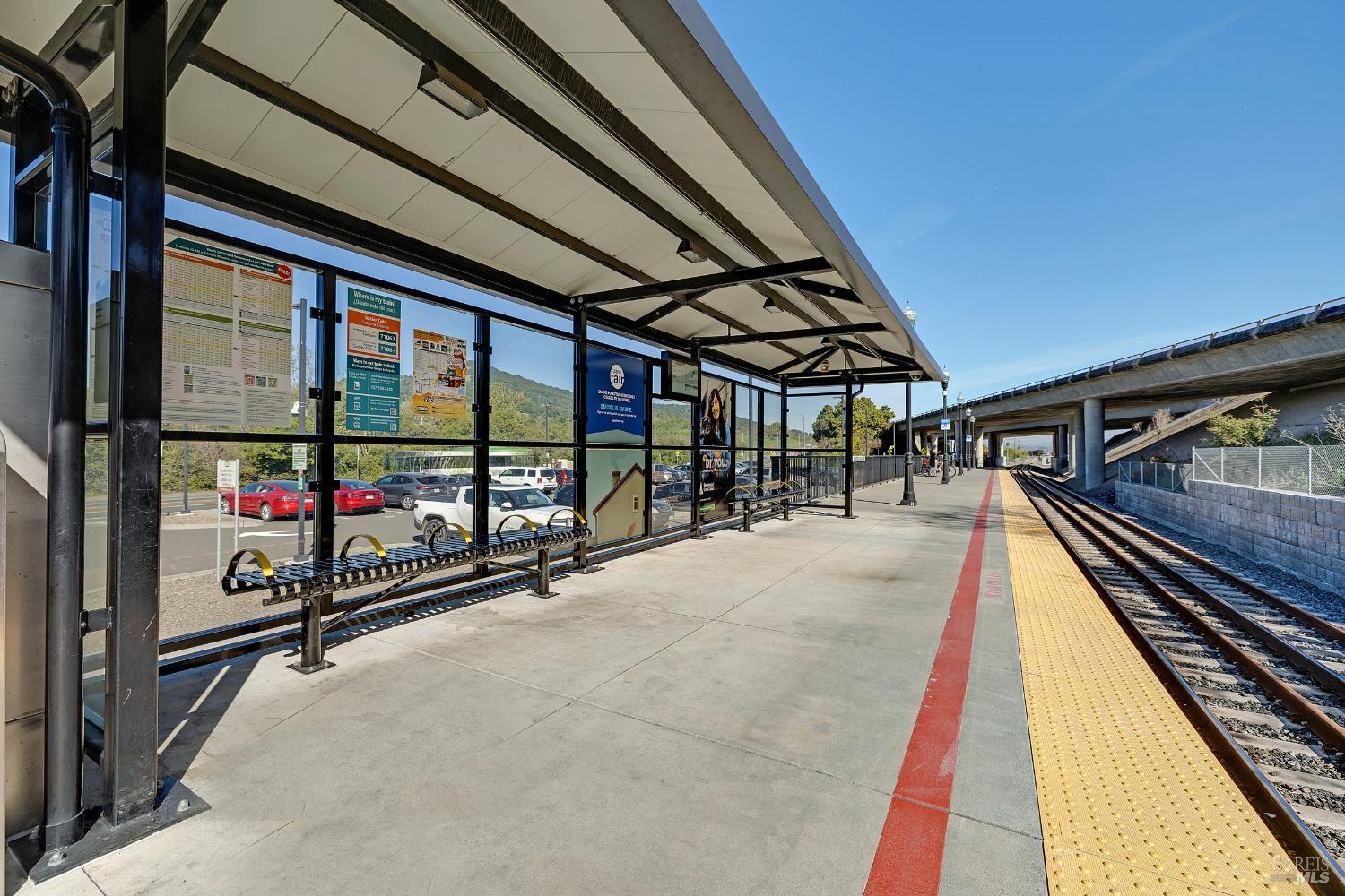 Detail Gallery Image 29 of 30 For 36 Bridle Path Ln, Novato,  CA 94945 - 2 Beds | 2 Baths