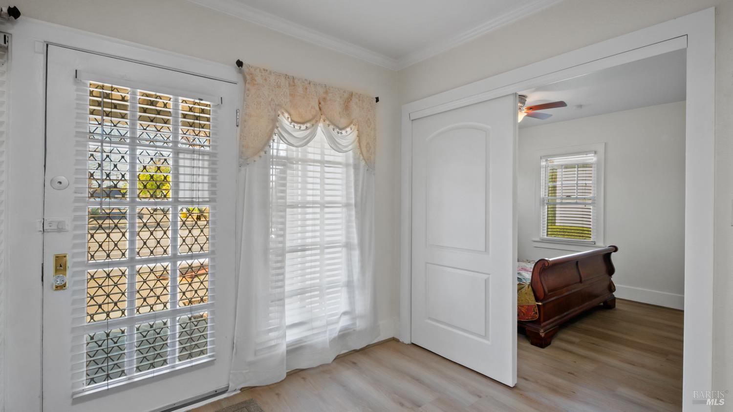 Detail Gallery Image 9 of 39 For 712 E Washington St, Petaluma,  CA 94952 - 2 Beds | 1 Baths