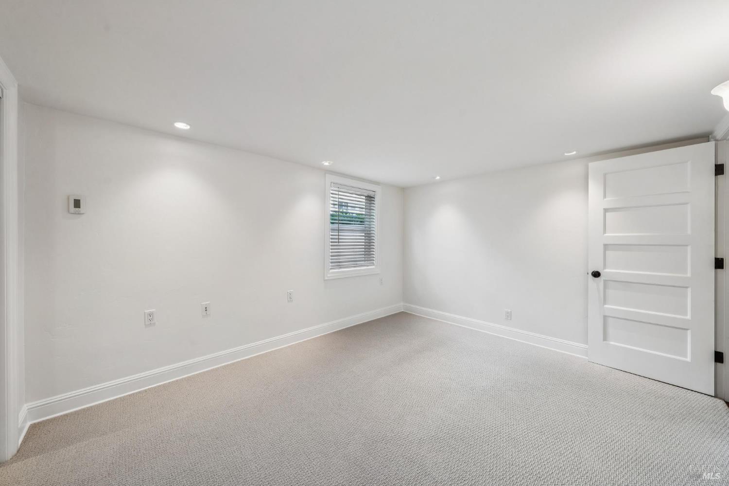 Detail Gallery Image 35 of 80 For 102 F St, San Rafael,  CA 94901 - – Beds | – Baths