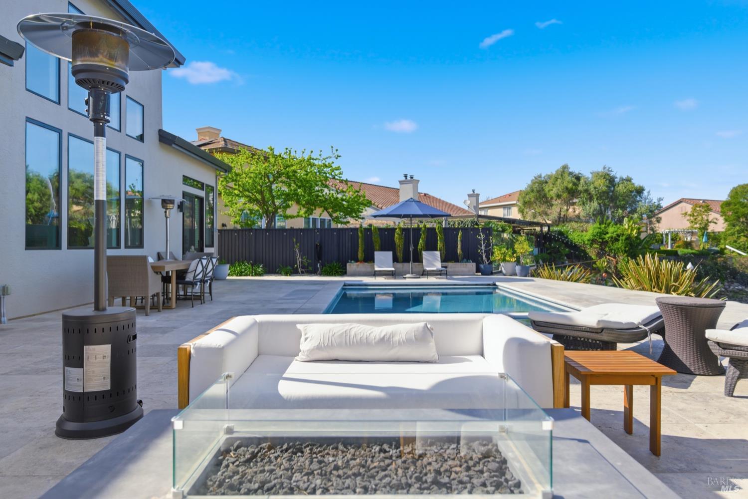 Detail Gallery Image 64 of 77 For 100 S Newport Dr, Napa,  CA 94559 - 4 Beds | 2/1 Baths