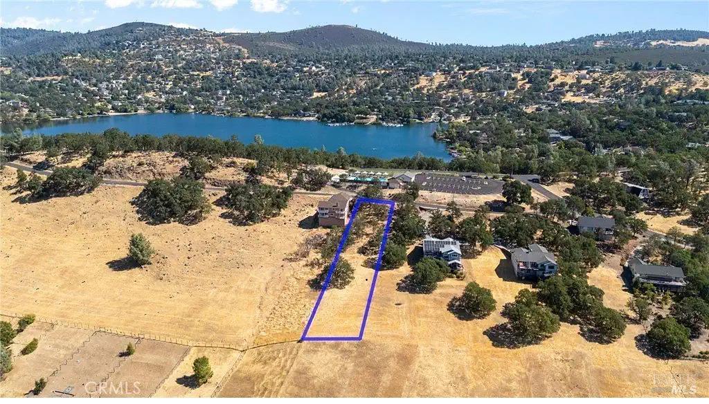 Detail Gallery Image 2 of 7 For 16717 Hawks Hill Rd, Hidden Valley Lake,  CA 95467 - – Beds | – Baths