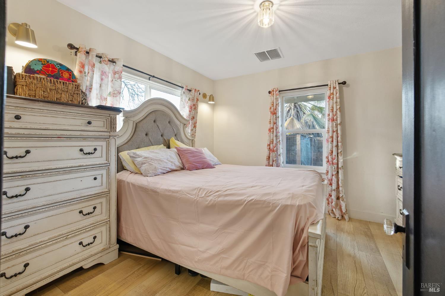 Detail Gallery Image 19 of 57 For 31460 Road 160 Rd, Visalia,  CA 93292 - 4 Beds | 3 Baths