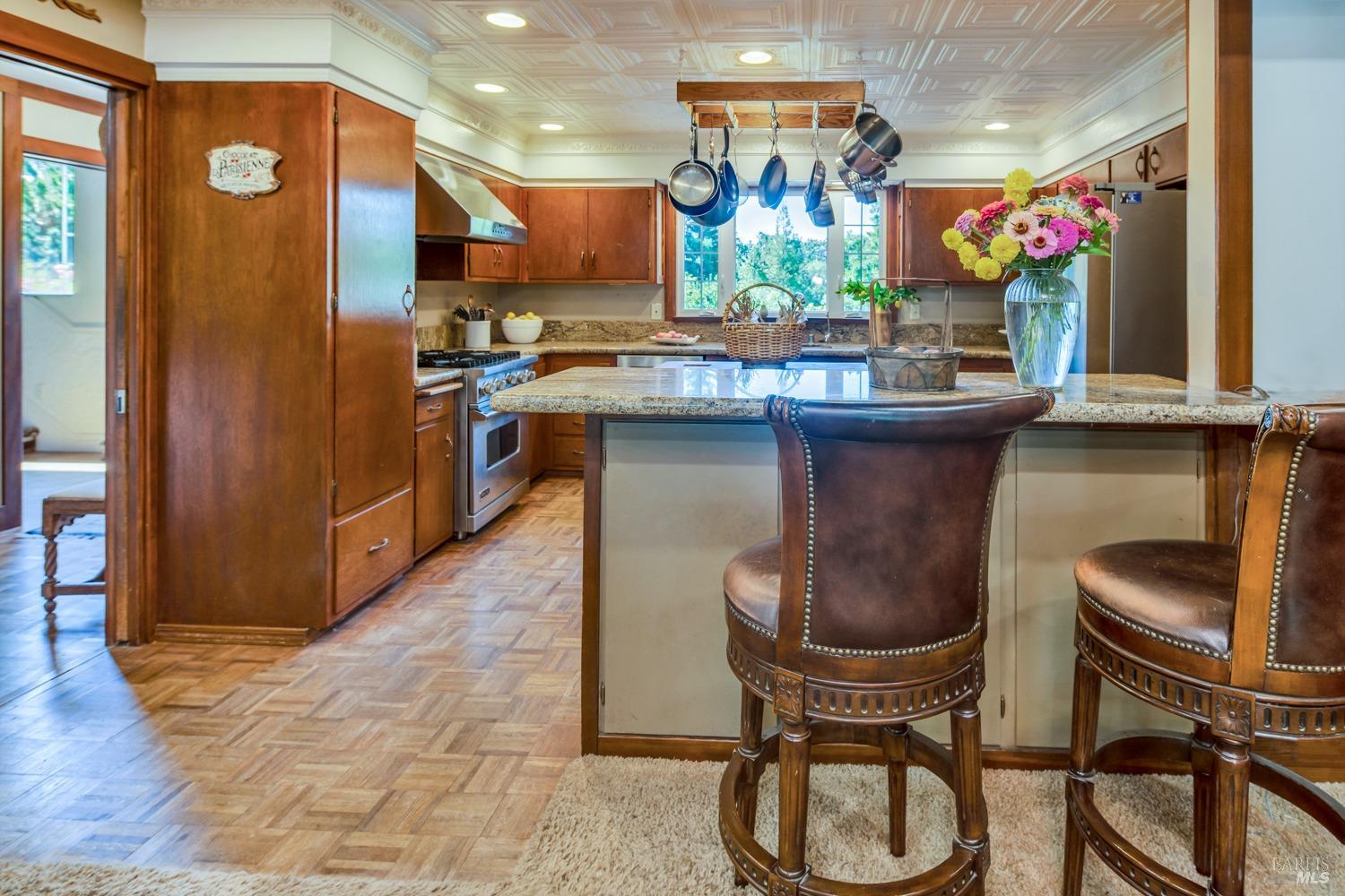 Detail Gallery Image 19 of 95 For 4038 E 3rd Ave, Napa,  CA 94558 - 4 Beds | 3 Baths