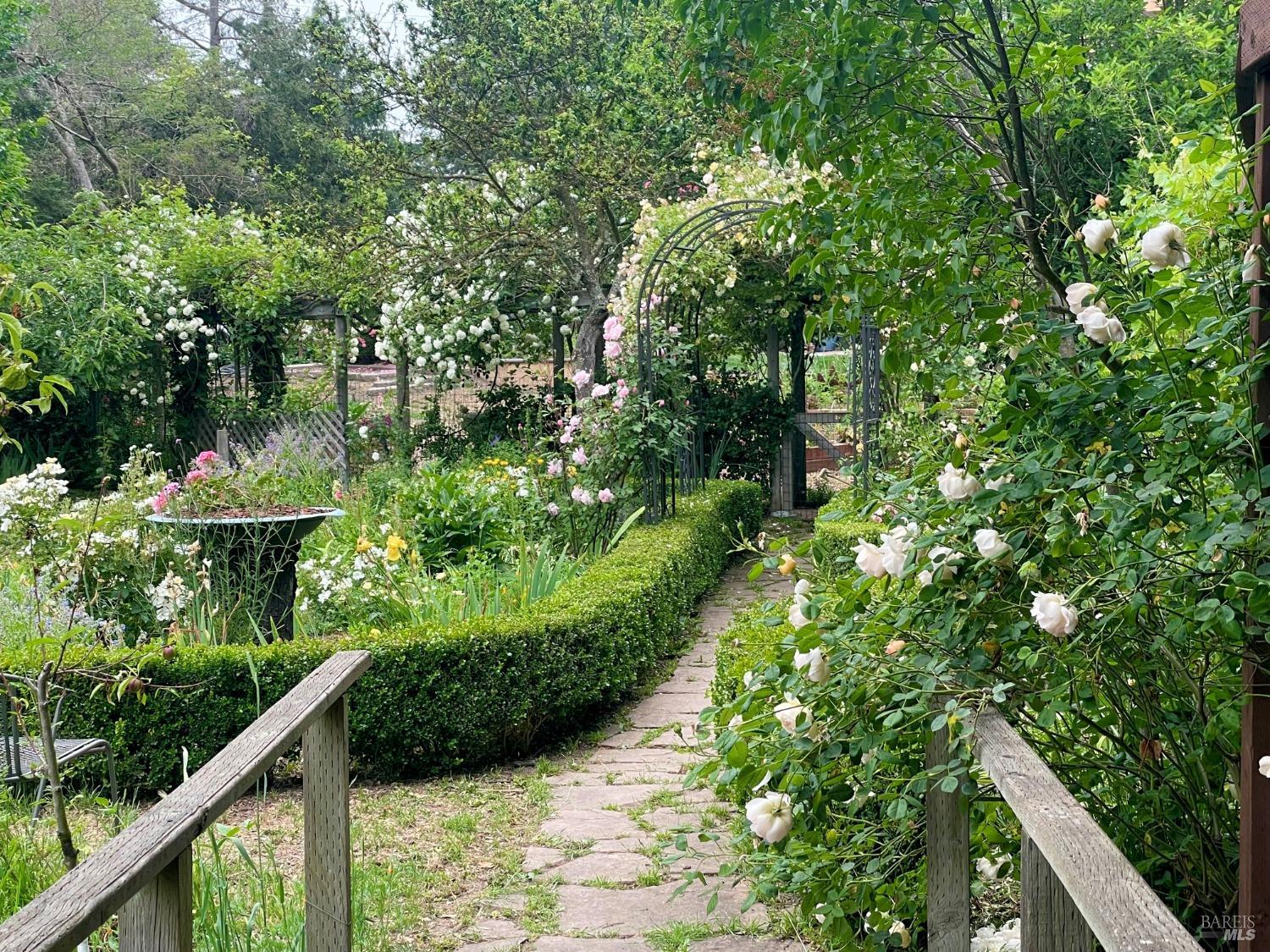 Detail Gallery Image 88 of 95 For 4038 E 3rd Ave, Napa,  CA 94558 - 4 Beds | 3 Baths