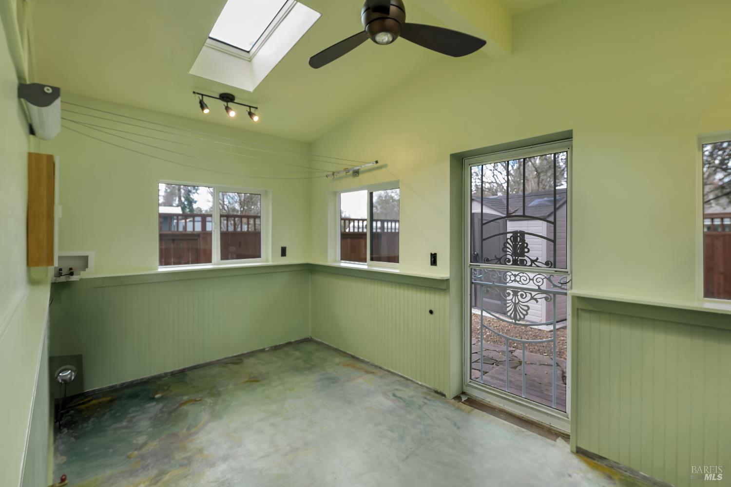 Detail Gallery Image 35 of 52 For 838 Oakwood Dr, Sonoma,  CA 95476 - 3 Beds | 2 Baths