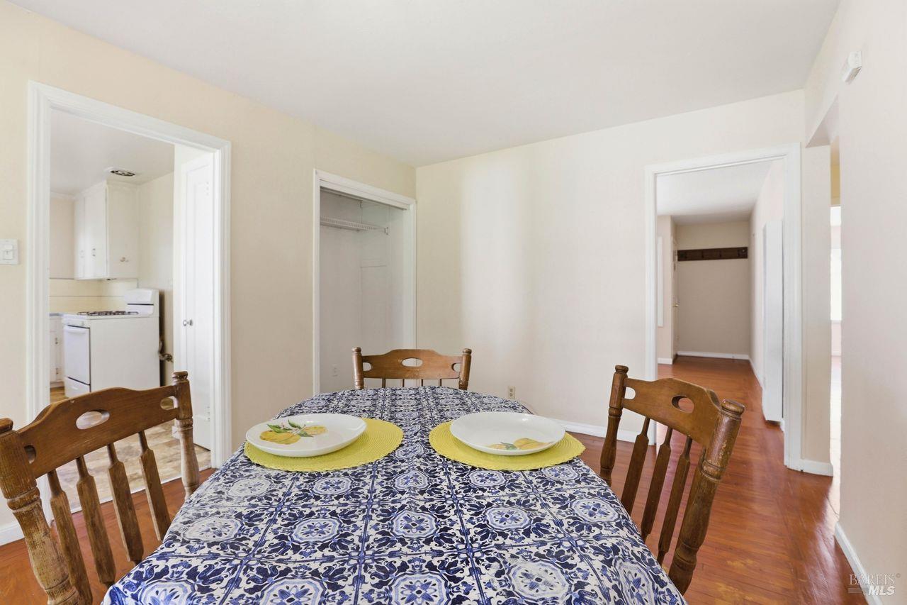 Detail Gallery Image 9 of 29 For 31 Claus Dr, Fairfax,  CA 94930 - 2 Beds | 1 Baths