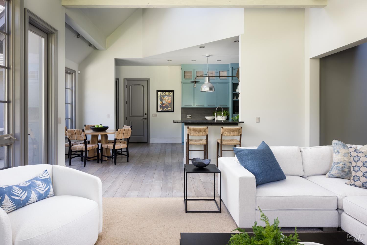 Detail Gallery Image 22 of 57 For 4504 Redwood Rd, Napa,  CA 94558 - 4 Beds | 3/1 Baths