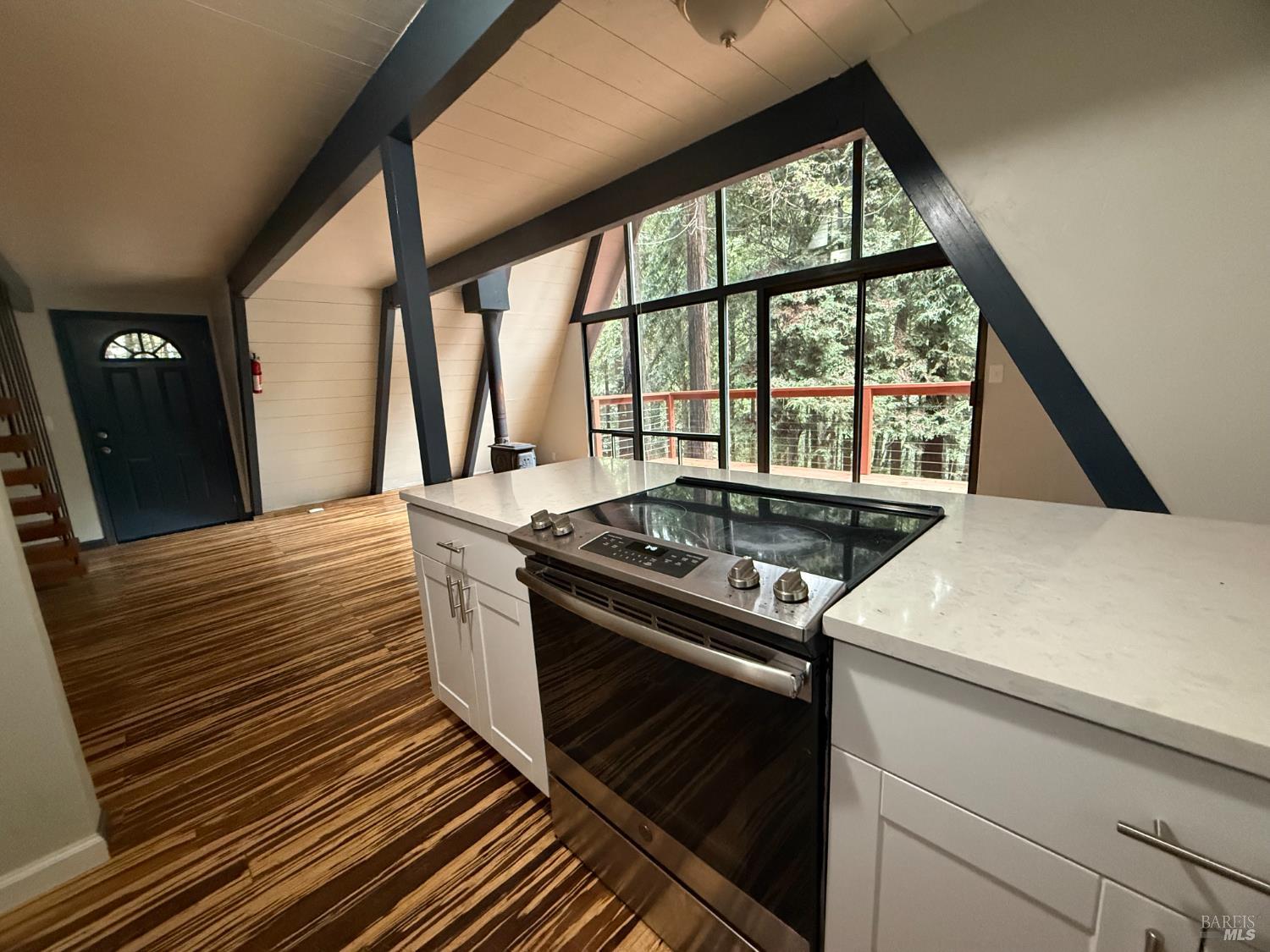 Detail Gallery Image 9 of 23 For 26465 Poppy Dr, Willits,  CA 95490 - 1 Beds | 1/1 Baths