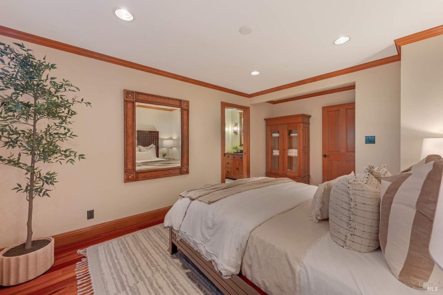 Detail Gallery Image 36 of 46 For 11799 Barnett Valley Rd, Sebastopol,  CA 95472 - 3 Beds | 5/1 Baths