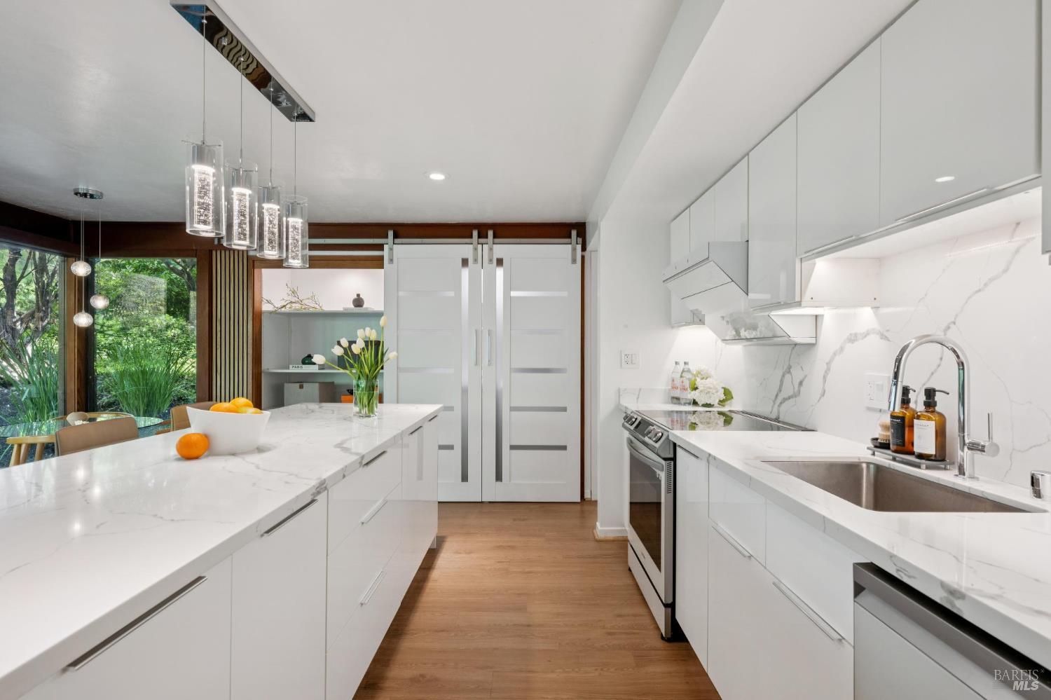 Detail Gallery Image 24 of 58 For 2 Lyford Dr #6,  Tiburon,  CA 94920 - 2 Beds | 2 Baths