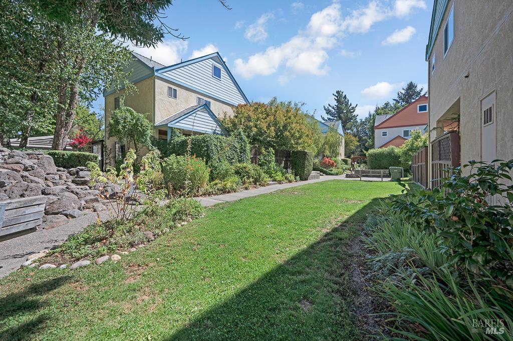 Detail Gallery Image 31 of 31 For 8148 Bodega Ave, Sebastopol,  CA 95472 - 3 Beds | 1/1 Baths