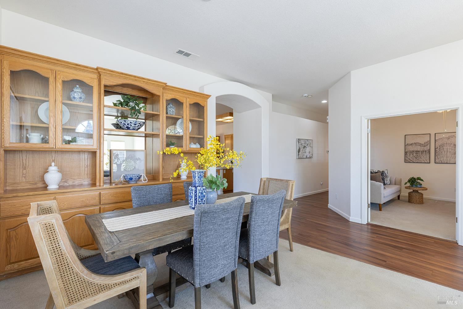 Detail Gallery Image 11 of 56 For 3896 Doral Dr, Fairfield,  CA 94533 - 4 Beds | 2 Baths