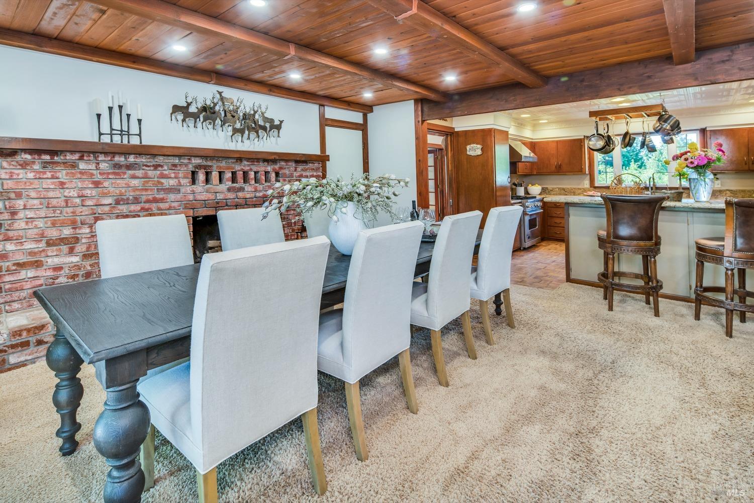 Detail Gallery Image 18 of 95 For 4038 E 3rd Ave, Napa,  CA 94558 - 4 Beds | 3 Baths