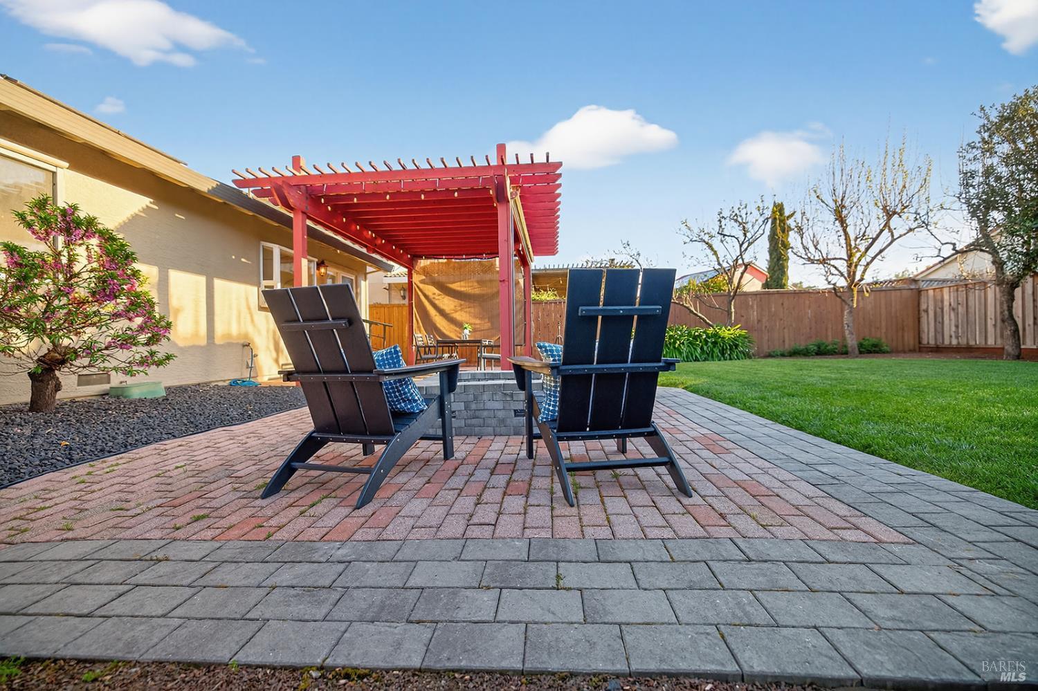 Detail Gallery Image 35 of 48 For 1056 Esparto Ct, Windsor,  CA 95492 - 3 Beds | 2 Baths