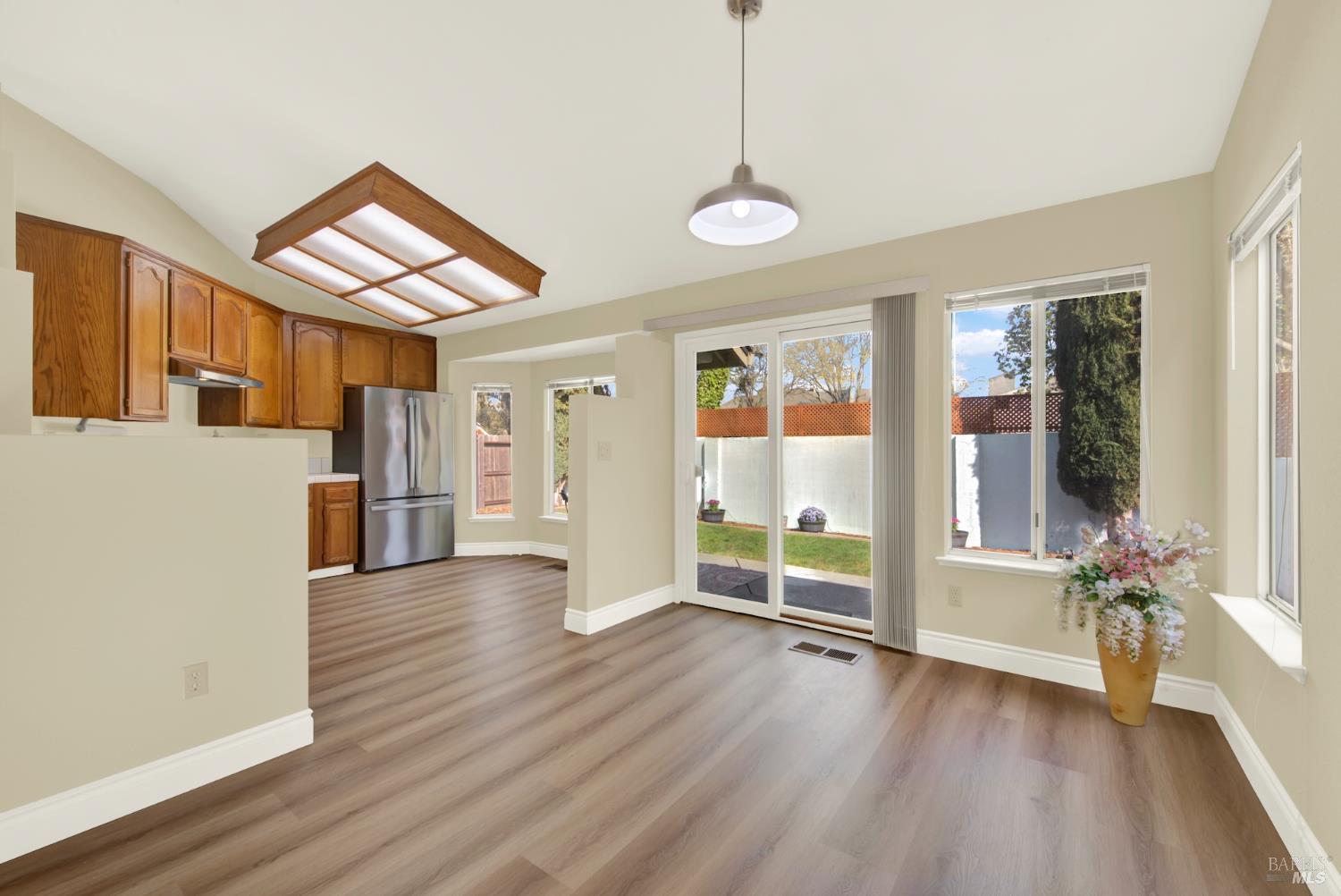 Detail Gallery Image 17 of 50 For 329 Ridgecrest Cir, Suisun City,  CA 94585 - 2 Beds | 2 Baths