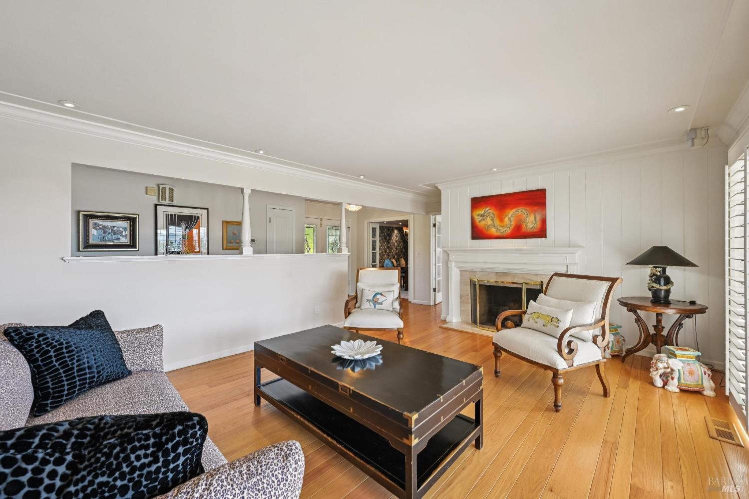 Detail Gallery Image 14 of 61 For 113 Convent Ct, San Rafael,  CA 94901 - 3 Beds | 2/2 Baths