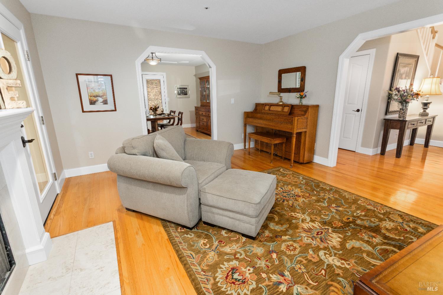 Detail Gallery Image 14 of 50 For 810 Revel Rd, Healdsburg,  CA 95448 - 4 Beds | 3 Baths