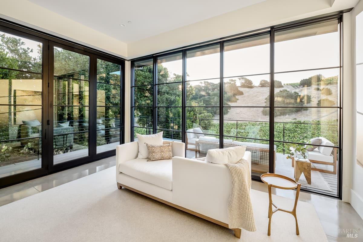 Detail Gallery Image 30 of 73 For 710 Soscol Creek Rd, Napa,  CA 94558 - 5 Beds | 5/1 Baths