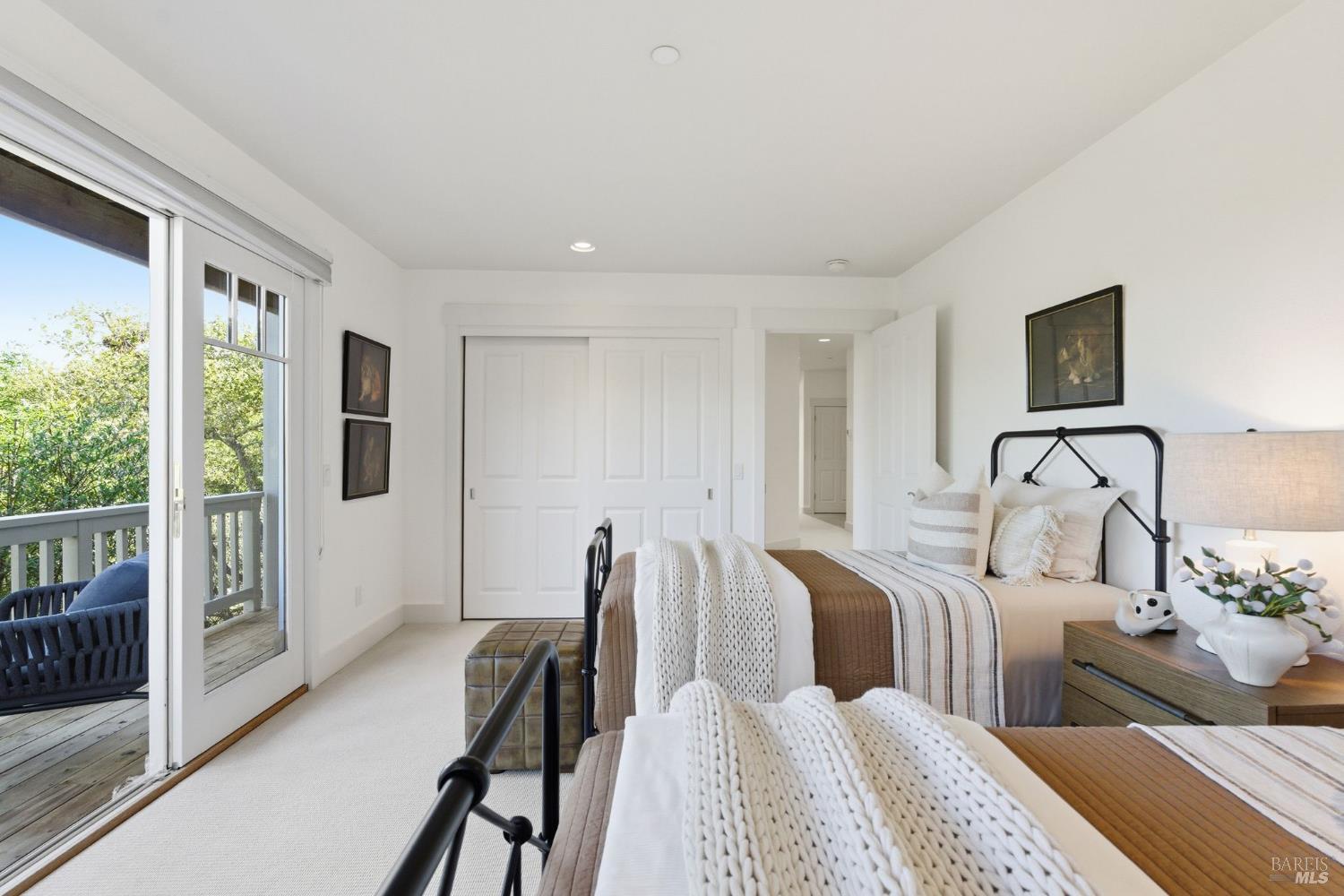 Detail Gallery Image 50 of 58 For 711 Forest Way, Mill Valley,  CA 94941 - 4 Beds | 3/1 Baths