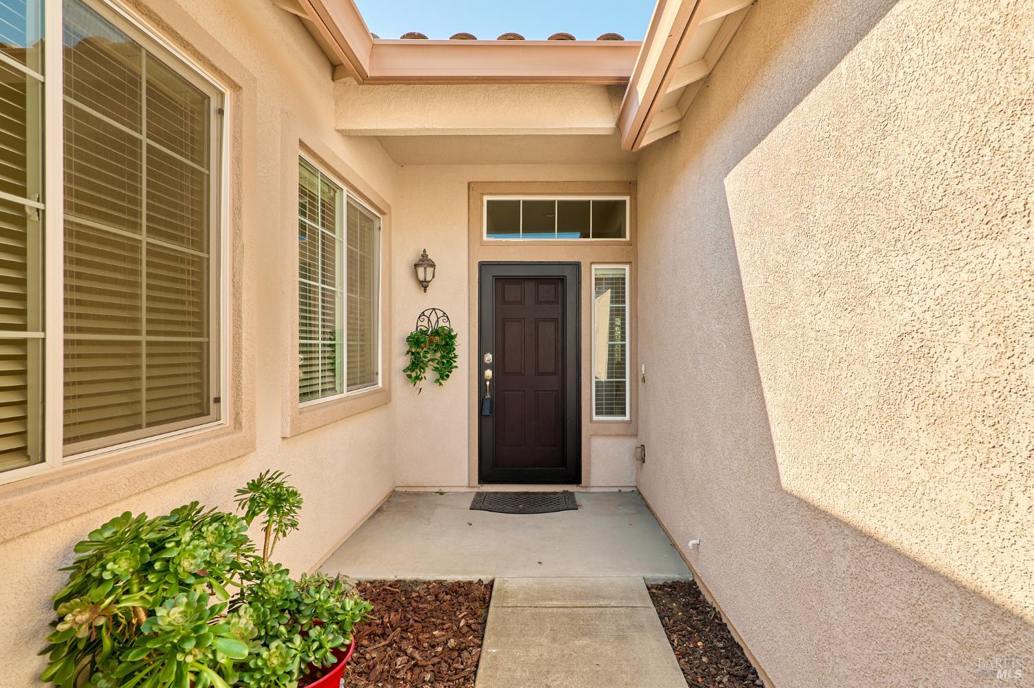Detail Gallery Image 2 of 36 For 721 Michelbook Ln, Rio Vista,  CA 94571 - 2 Beds | 2/1 Baths