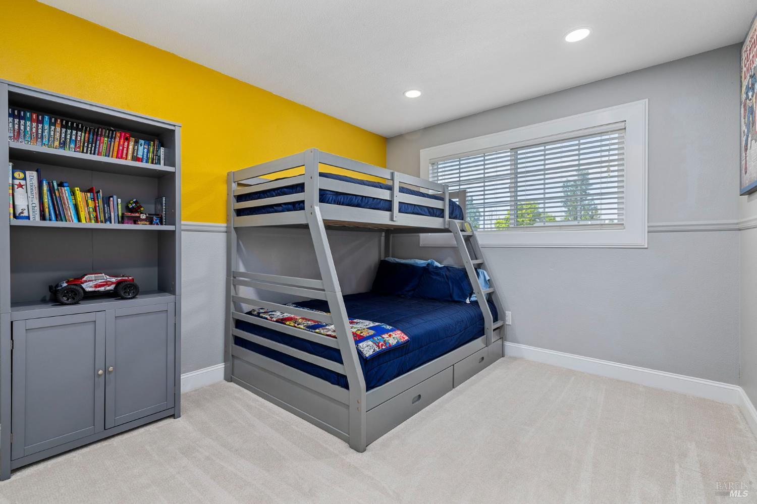 Detail Gallery Image 20 of 41 For 5328 Daniel Dr, Rohnert Park,  CA 94928 - 4 Beds | 3 Baths