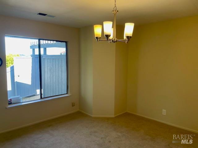 Detail Gallery Image 10 of 34 For 14 Scottsdale Way, Novato,  CA 94947 - 2 Beds | 2 Baths