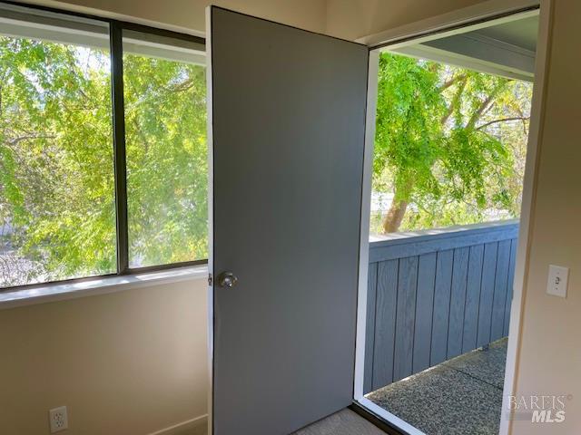 Detail Gallery Image 22 of 34 For 14 Scottsdale Way, Novato,  CA 94947 - 2 Beds | 2 Baths