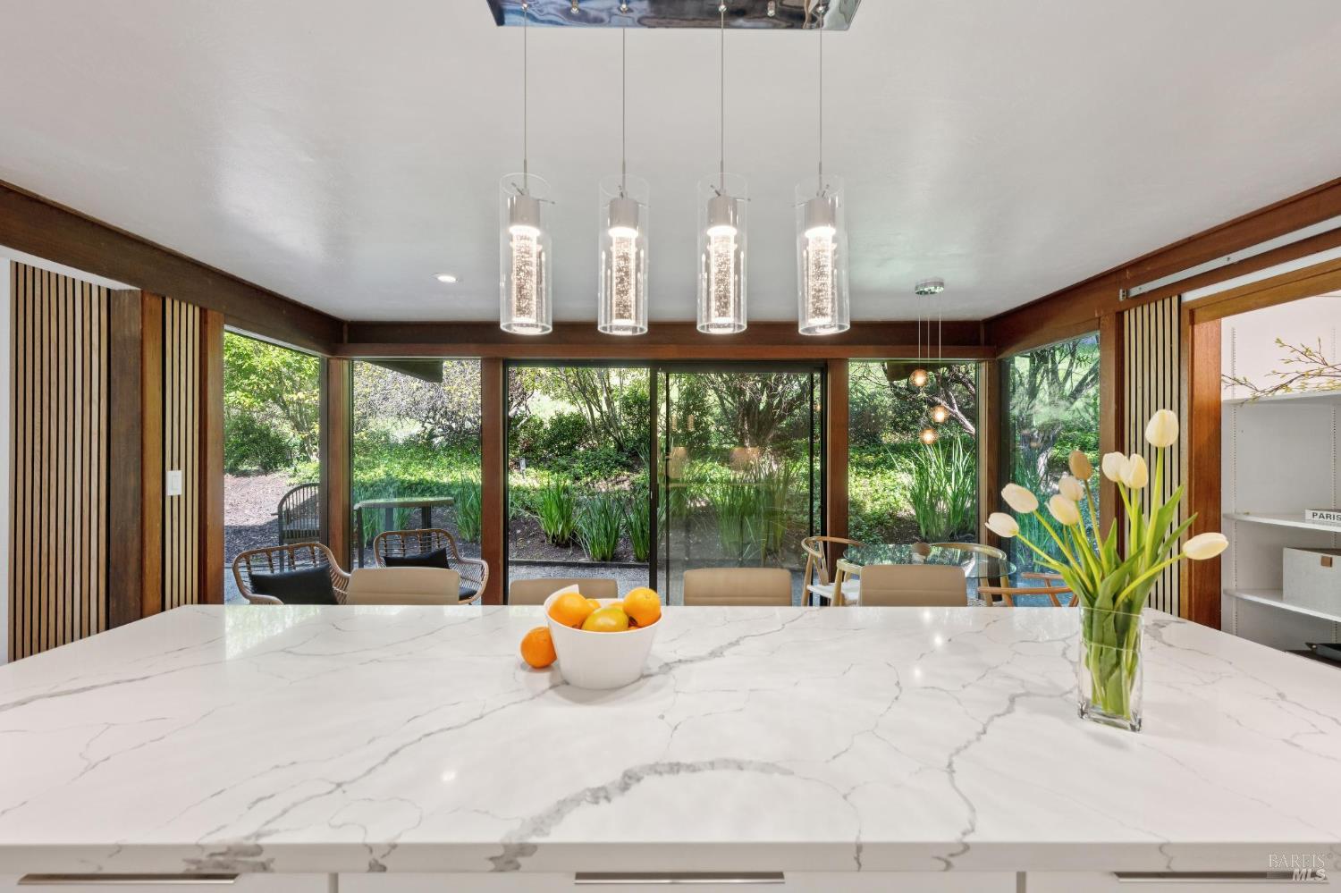 Detail Gallery Image 29 of 58 For 2 Lyford Dr #6,  Tiburon,  CA 94920 - 2 Beds | 2 Baths