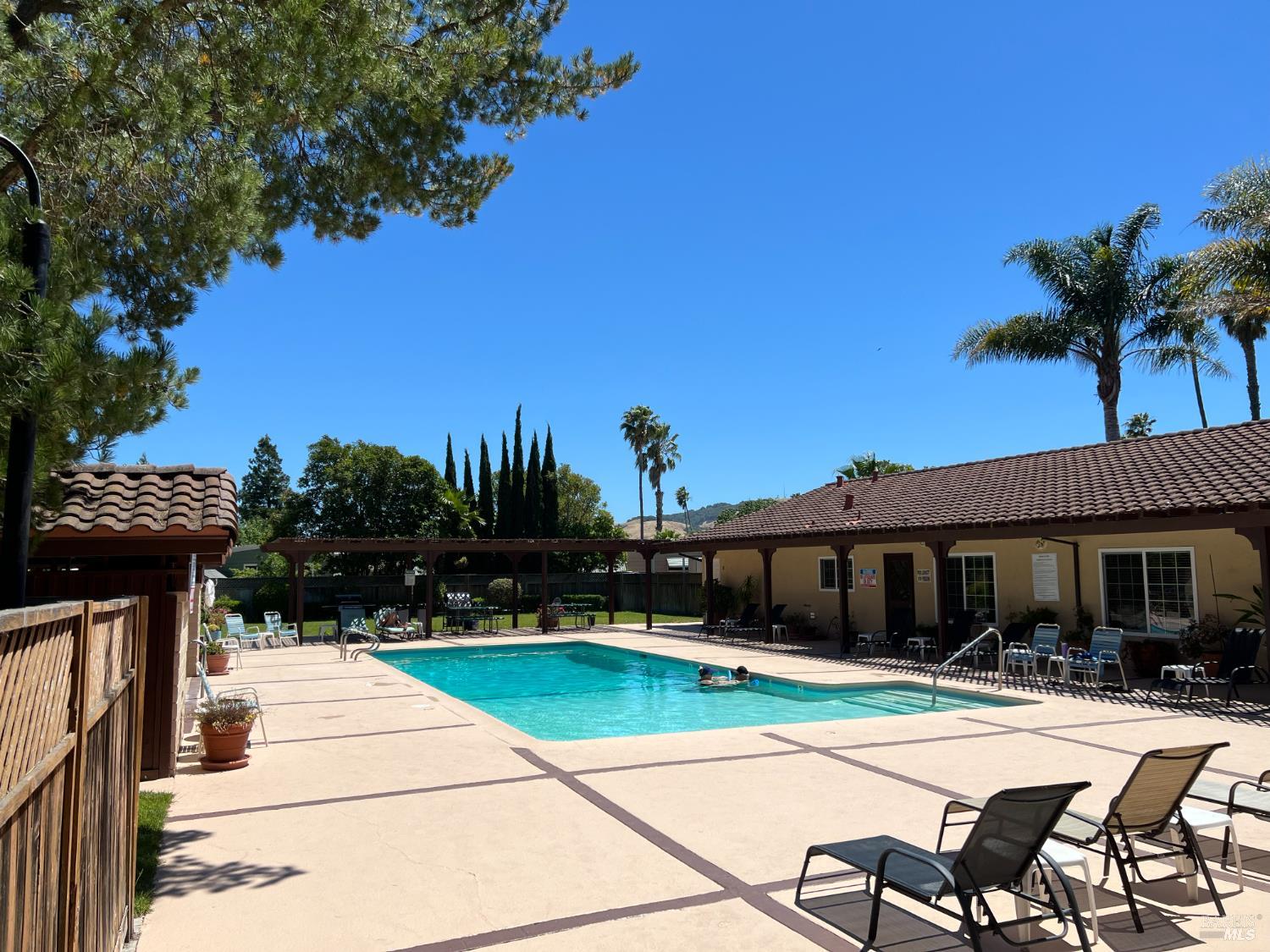 Detail Gallery Image 52 of 66 For 145 Bear Flag Rd, Sonoma,  CA 95476 - 3 Beds | 2 Baths