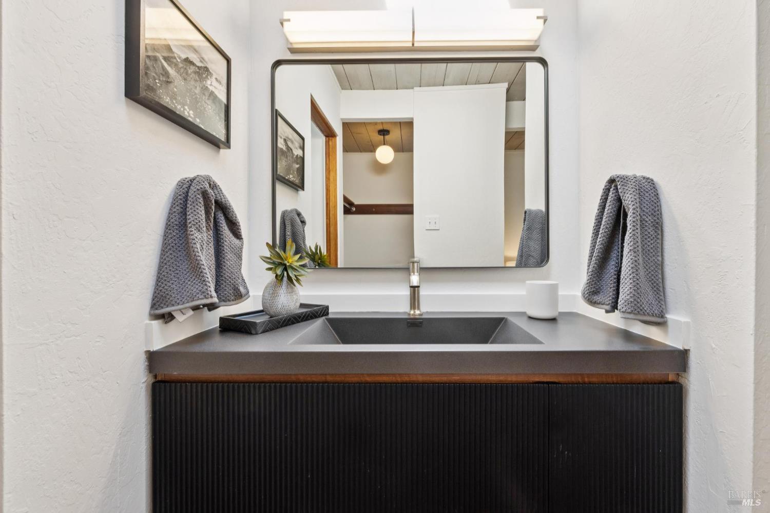 Detail Gallery Image 37 of 58 For 1200 Idylberry Rd, San Rafael,  CA 94903 - 4 Beds | 2 Baths