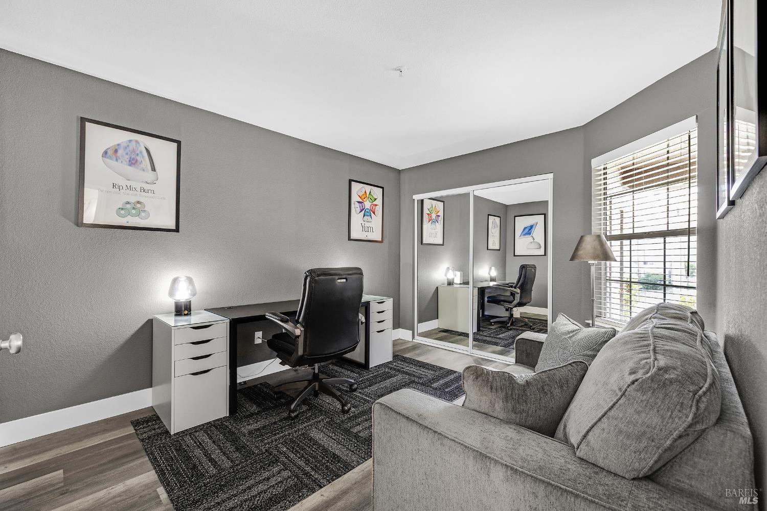 Detail Gallery Image 19 of 30 For 36 Bridle Path Ln, Novato,  CA 94945 - 2 Beds | 2 Baths